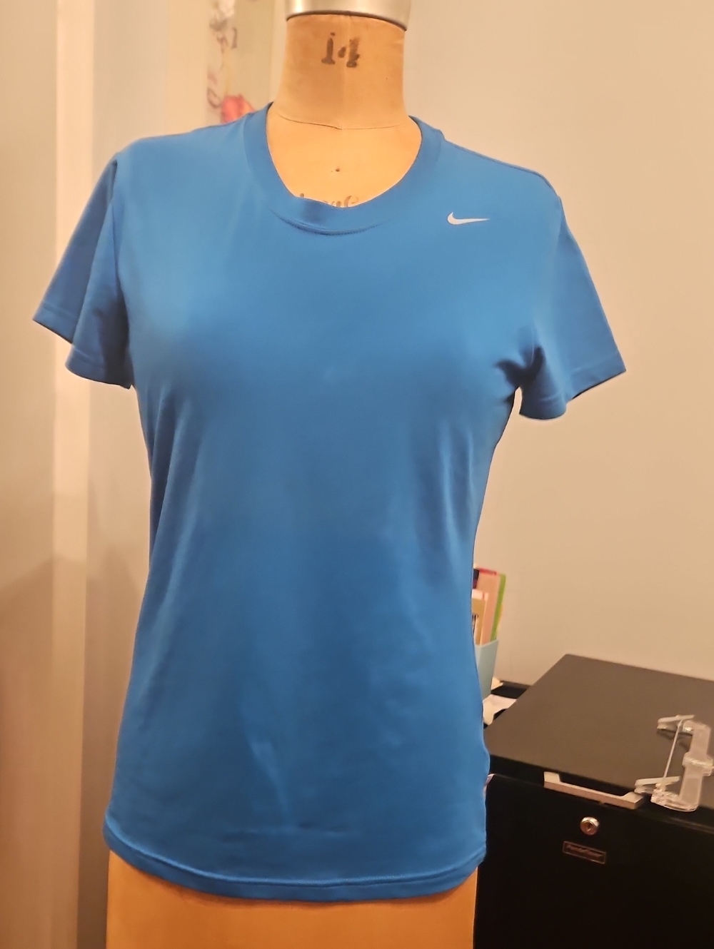 Nike Women’s Short-Sleeve Performance DriFit Tee